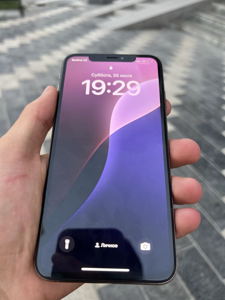 Iphone xs max sotiladi