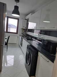 Inchiriez apartament 3 camere ,str Marului