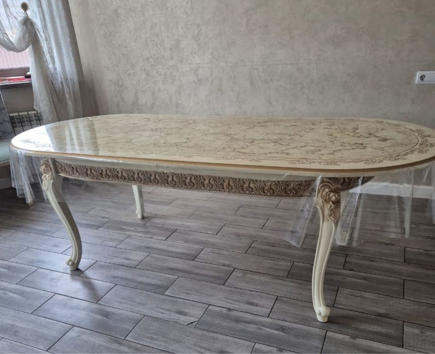 Стол для кузни или зала Розочка