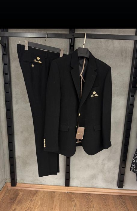 Costum  Valentino Dior Loro Piana Dsquared Versace Gucci