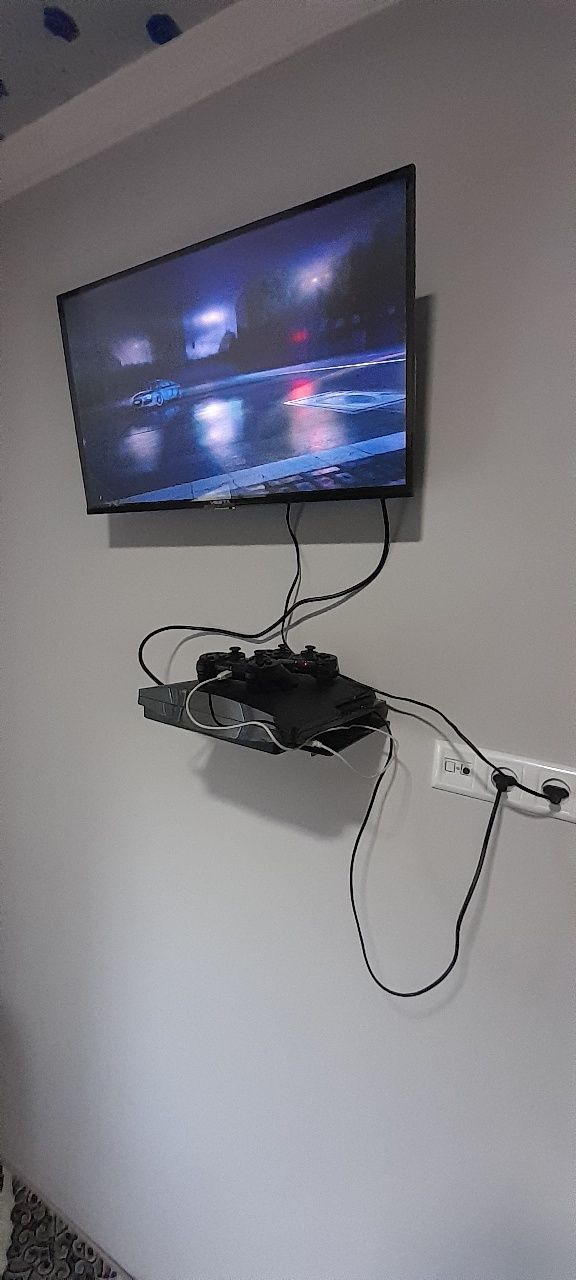 Tv +play station