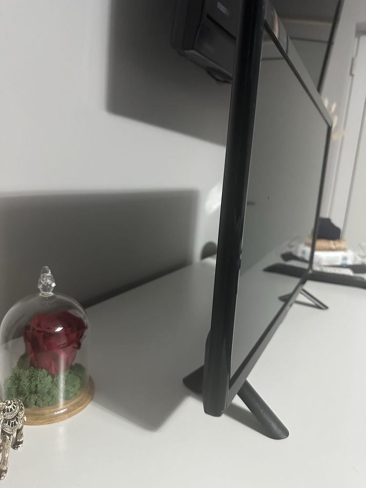 Телевизор LG 24”