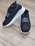 Adidași UGG, mărimea 39
