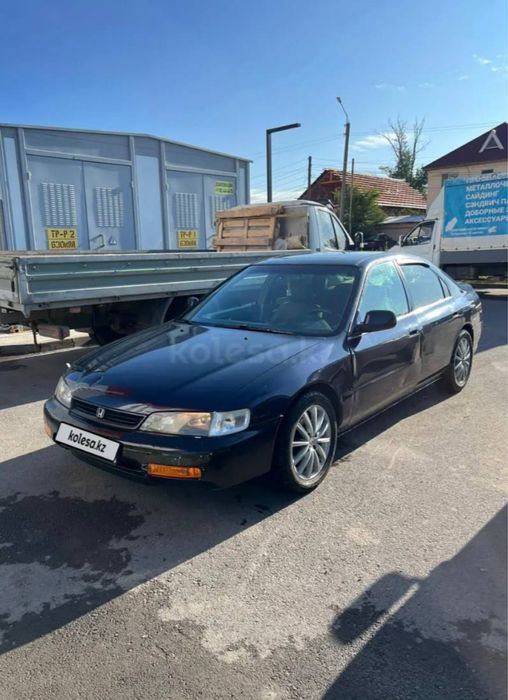 Honda Accord 5, автомат, 2,2