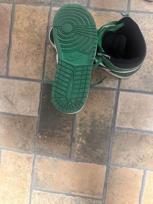 Air Jordan 1 Retro OG High Lucky Green (negociez pana la 60% din pret)