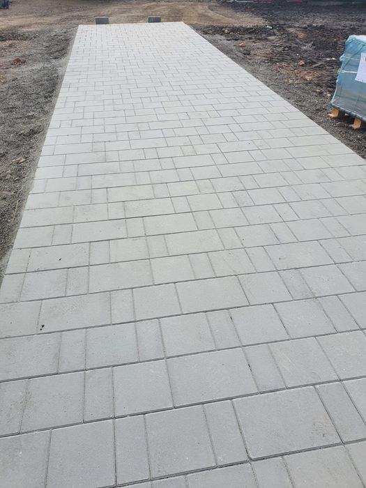 Pavaj la preturi avantajoase