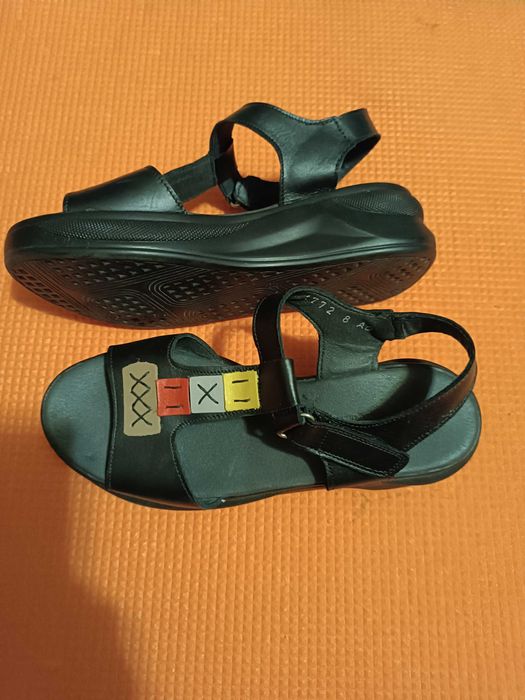 Sandale damă din piele mărimea  37
