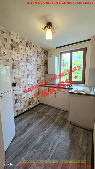 Închiriez Apartament 3 Camere ULTRACENTRAL Cf. 1 Decomandat Et. 2 Mob.