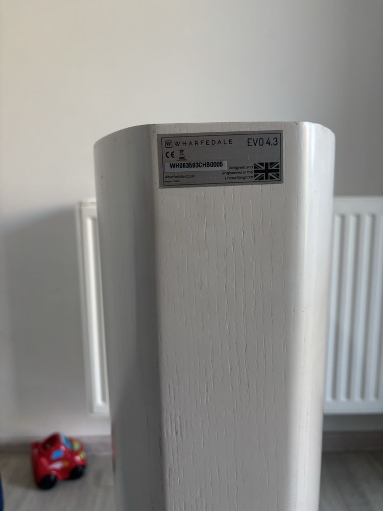 Pereche boxe wharfedale evo 4.3