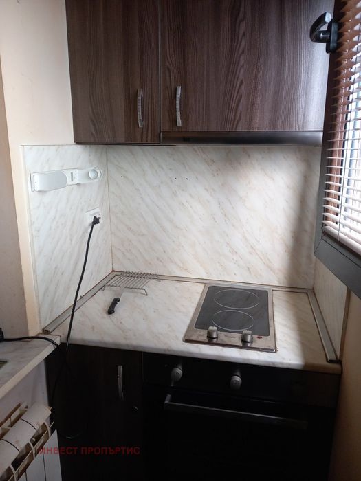 Продава се Двустаен апартамент в София, Толстой - 70 кв.м за 1785 €/кв.м - Снимка #3