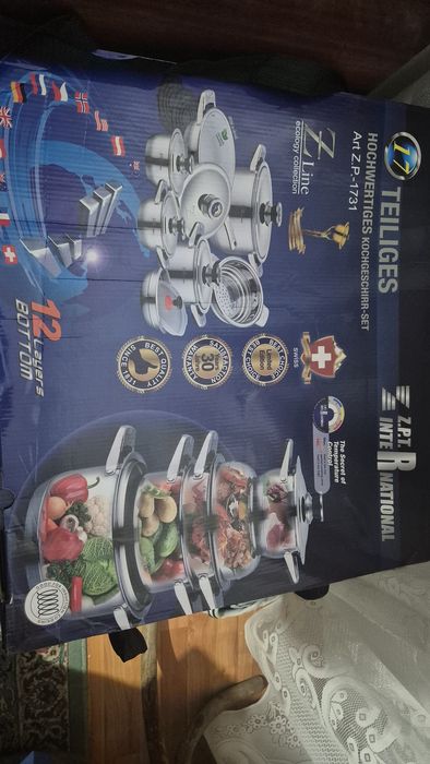 Vând set oale inducție plus set cuțite