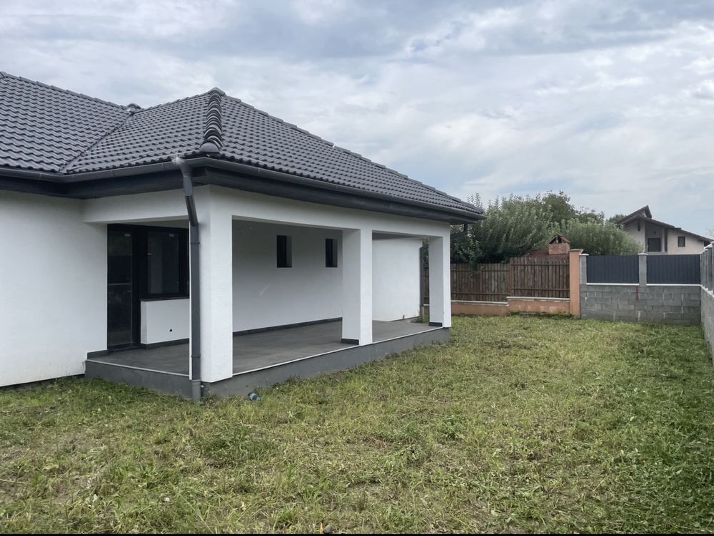 Vând casă individuală 4 camere, 185 utili cu CF