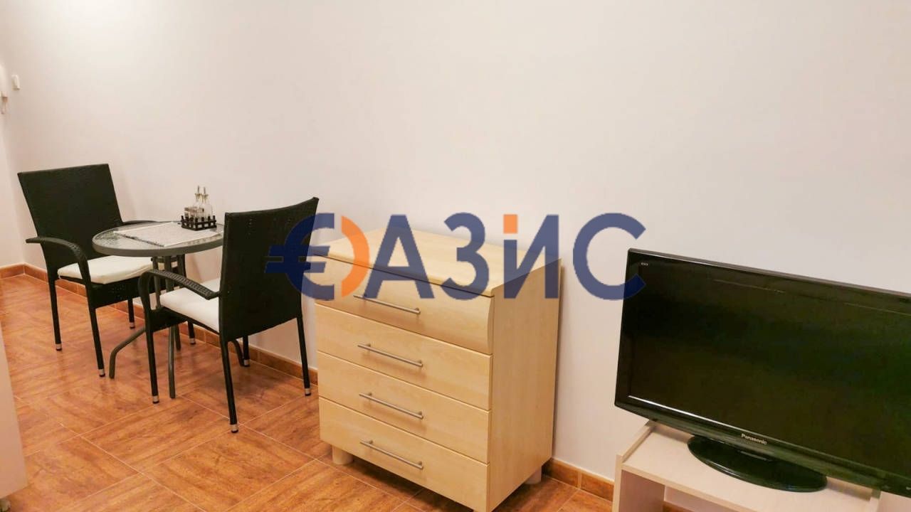 Продава се Едностаен апартамент в Свети Влас - 25 кв.м за 1580 €/кв.м - Снимка #3