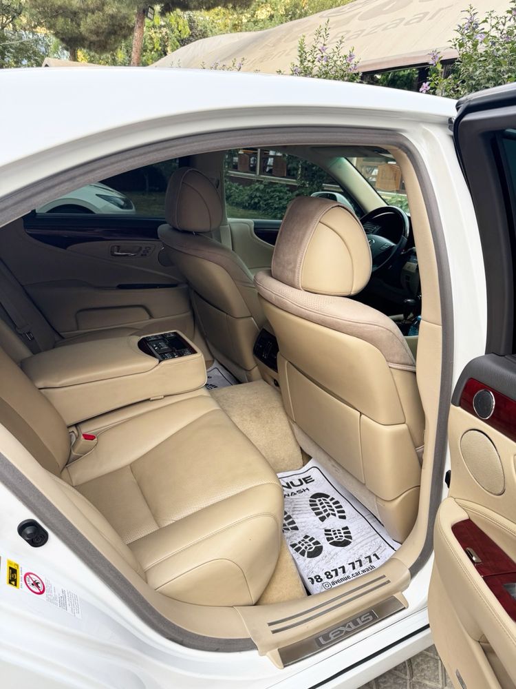 Lexus LS 460 в изумительном состоянии