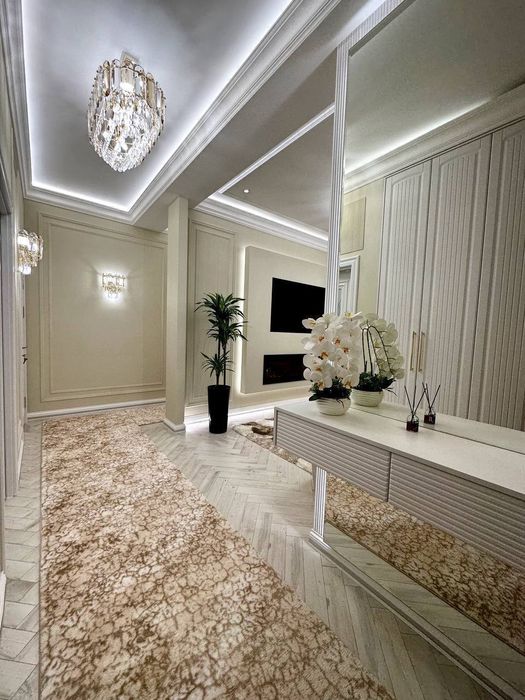 Продается 3х ком квартира, ЖК Oq Saroy, ор-р: Паркентский/Макро, 100м²