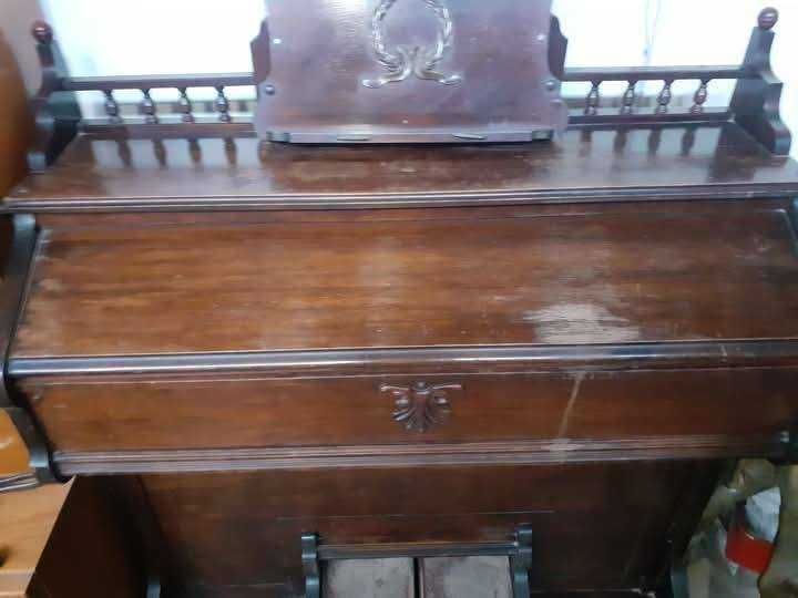armoniu , orga cu burduf sfarsit de secol 19