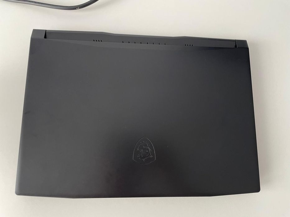 Laptop Gaming MSI Katana GF66