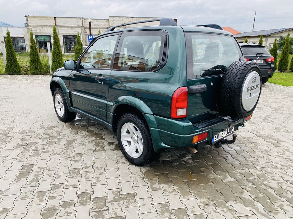 Vand suzuki grand vitara 4x4 manual , 1,6 benzina ,imp Germania !