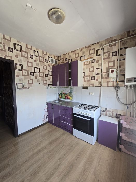 Srochma sotiladi sergli 5a 2 xona