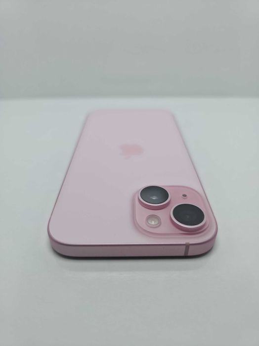 iPhone 15 128GB Pink