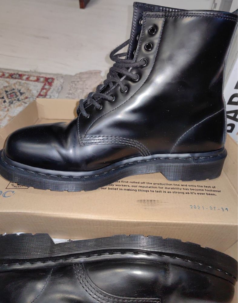 Dr. Martens мъжки боти, обувки, ботуши