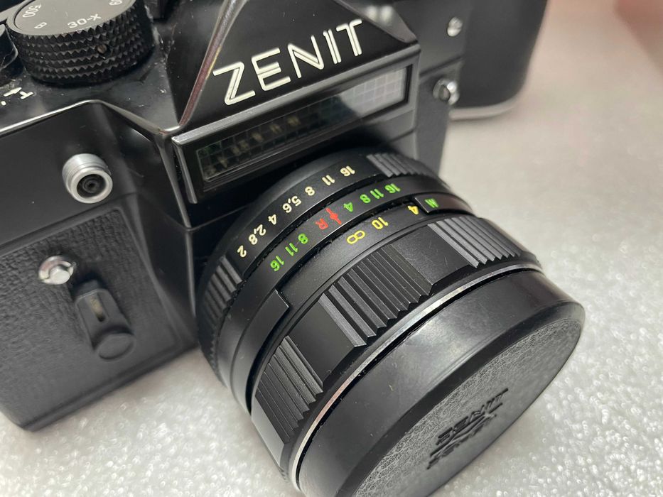 Перфектен! Фотоапарат ЗЕНИТ-11 СССР