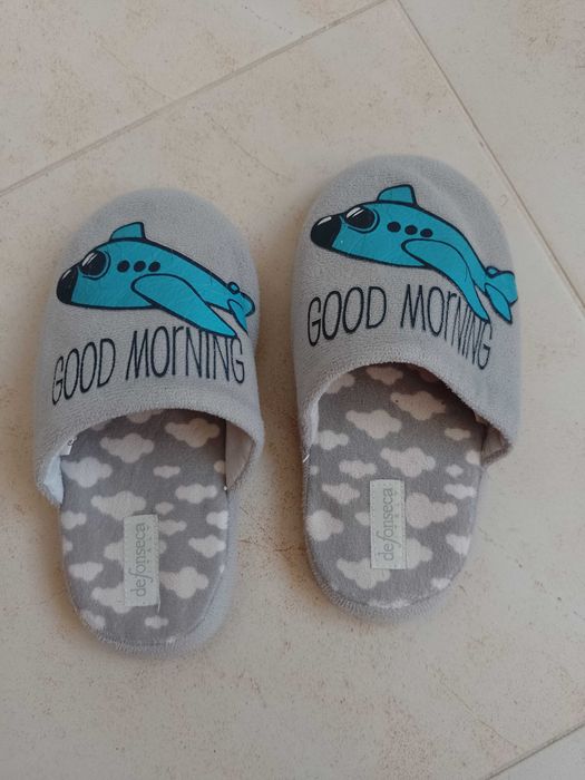 Пантофи KK 22 ном, чехли Defonseca 22 ном, сандали Quechua 32 ном