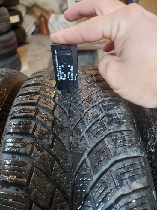 Зимни гуми CONTINENTAL 195/65/15-4БРОЯ