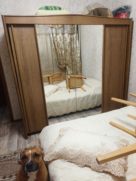 Спальный гарнитур