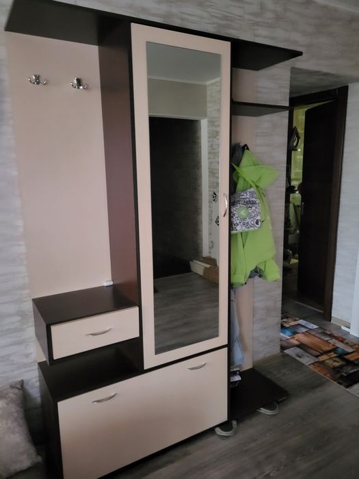 Прихожая срочно продам