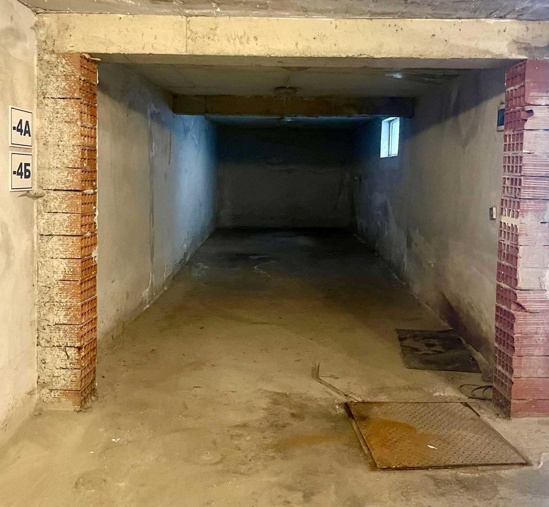 Дава се под наем Гараж / Паркомясто в София, Оборище - 36 кв.м за 127.5 € - Снимка #3