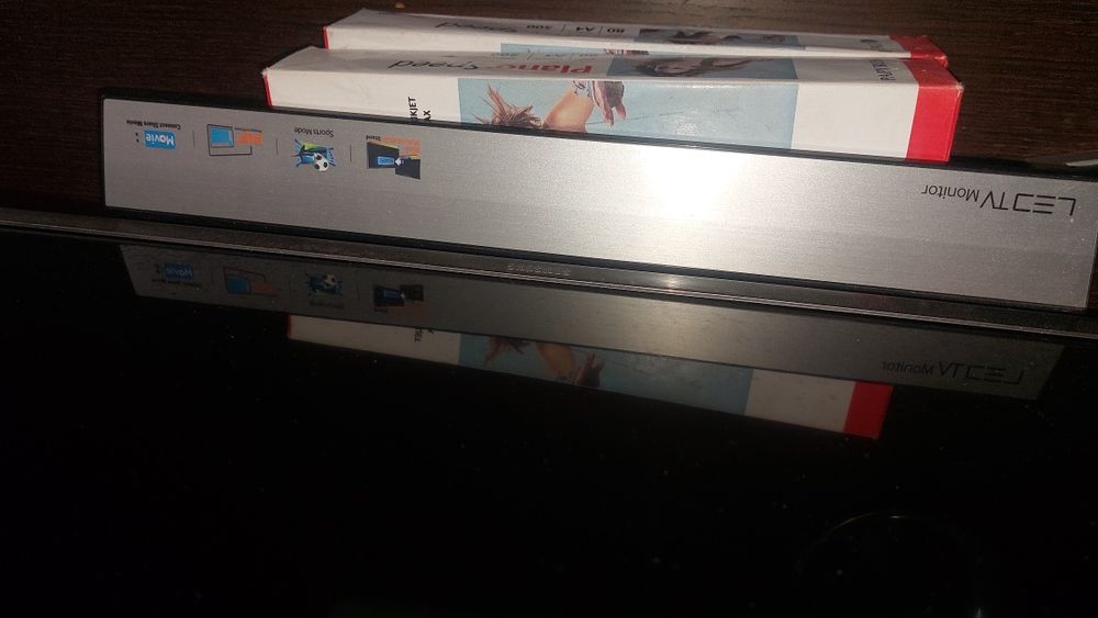 vând Led Samsung 32"