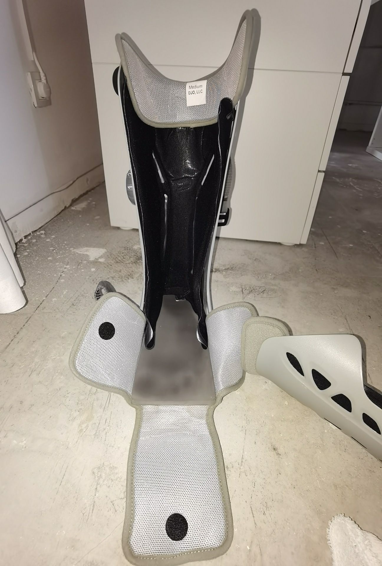 Donjoy Aircast Elite adult