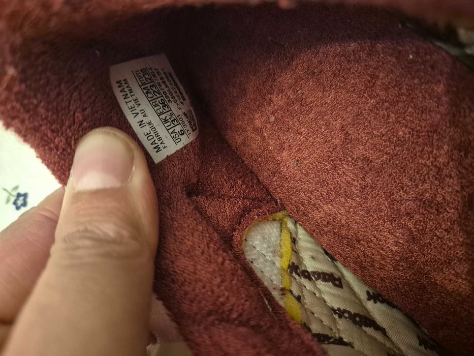 Adidasi Reebok masura 36 piele naturala