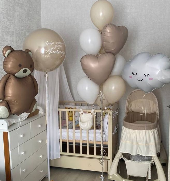 Гелиевый шары на выписку из роддома, наклейки на машину. Нур-Султан