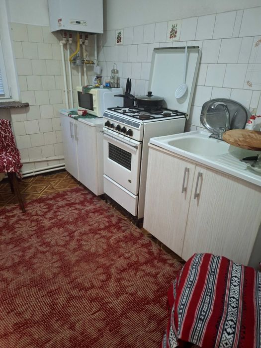 Vand apartament Piatra Neamt Zona Precista .