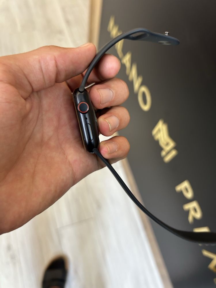 Apple watch Se 2 44 mm devona narx