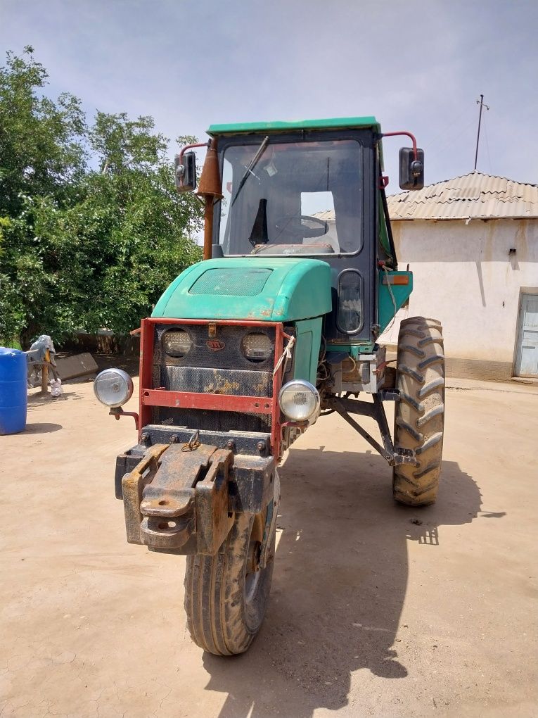 Traktor TTZ 80.5