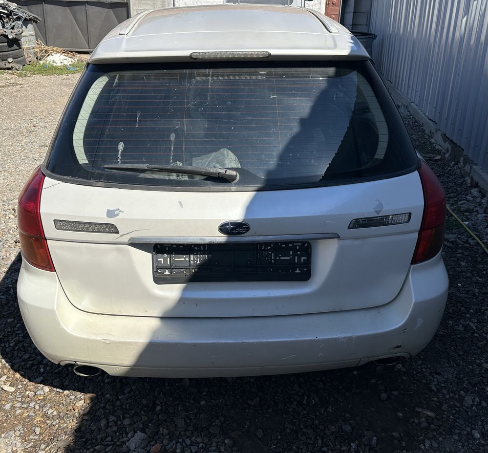 Subaru Legacy 2.0 на части