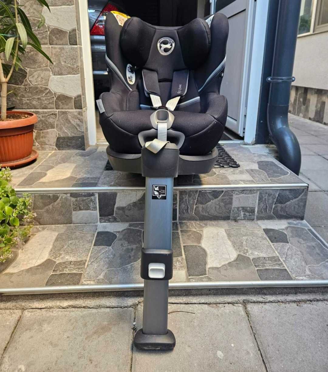 Бебешка количка и  детско столче за кола CYBEX