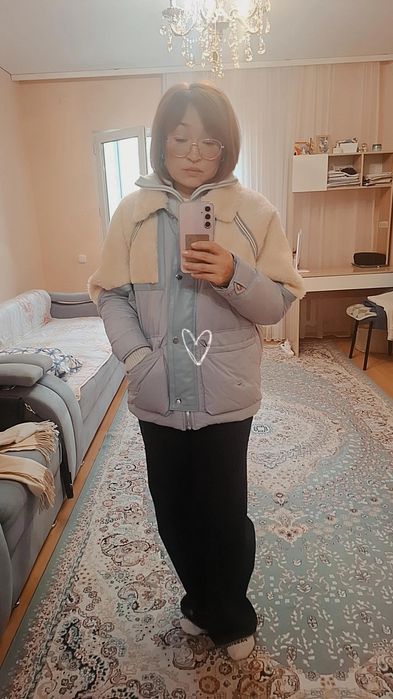 Продам куртку в хорошем состоянии