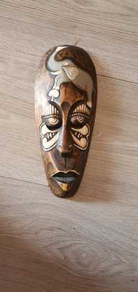 Африканска дървена маска