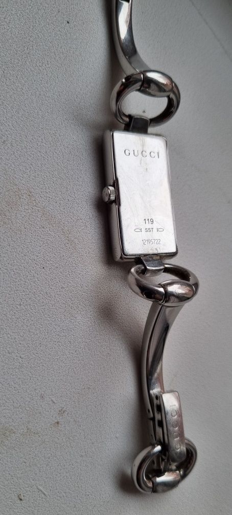 Ceas dama Gucci cu diamante
