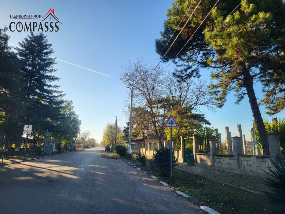 с. Септемврийци, Общ. Каварна, къща с двор – 24030 евро!