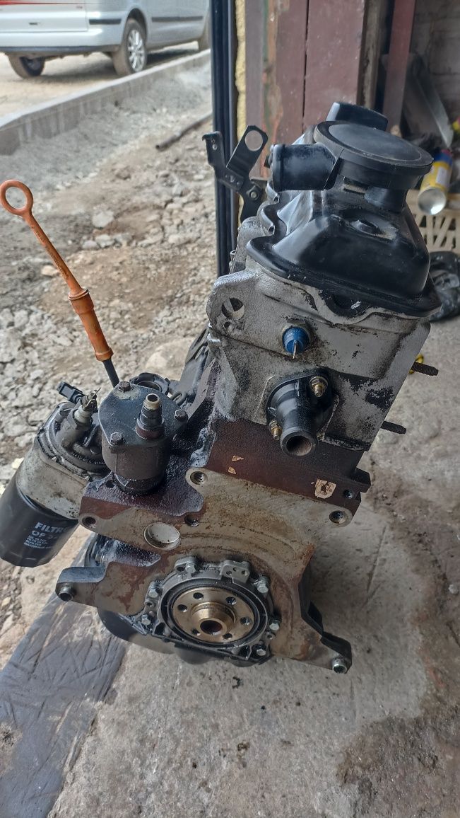 Двигател 1.9тди 110кс за vw шаран