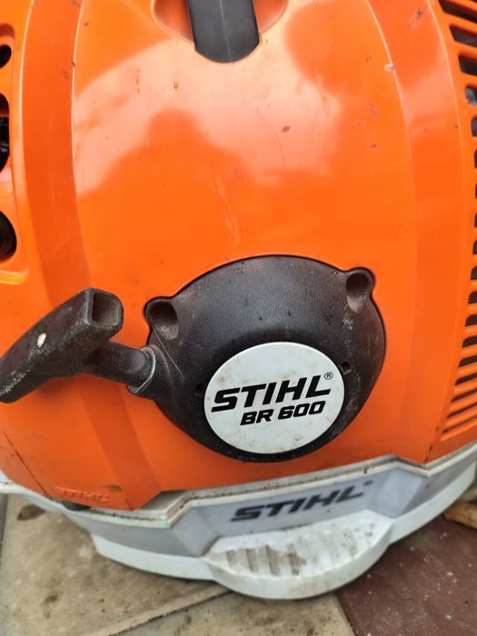 Suflantă Frunze aproape noua adusa din Elveția ,in stare impecabila.