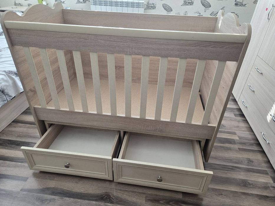 Продавам креватче 120/60