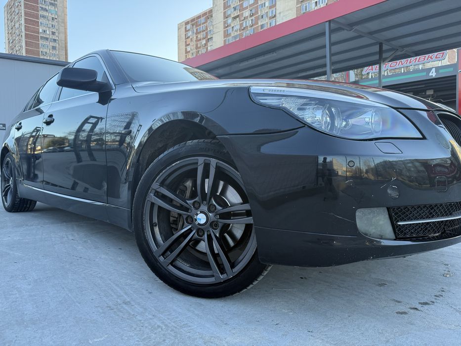BMW 530xd 235 2007