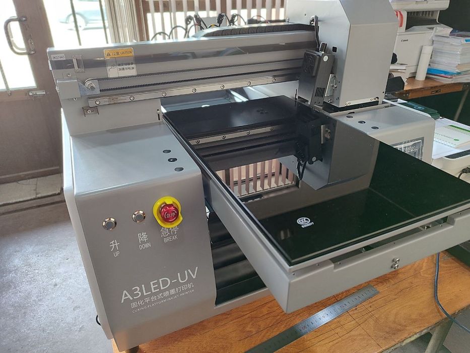 UV принтер, размер 30см×50см ишлаб турган апарат