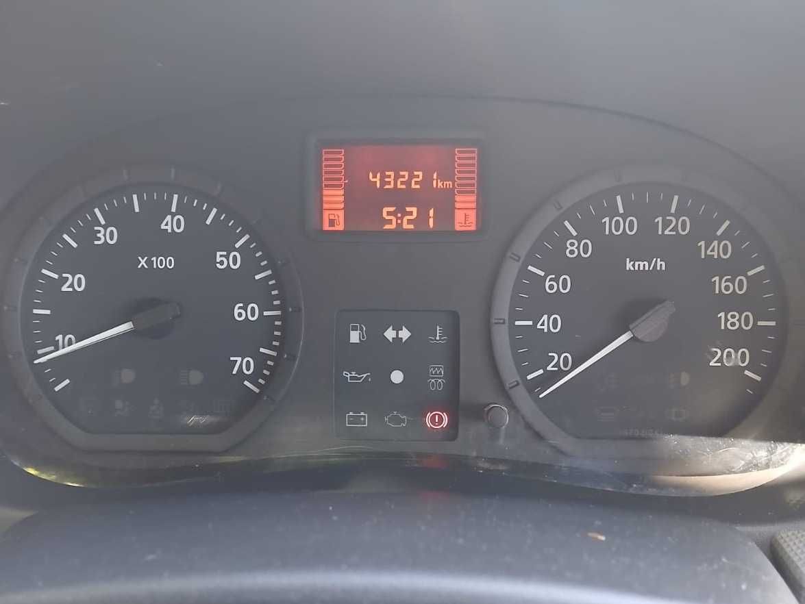 Dacia Logan 1.4 • 2009 • 43.000 km